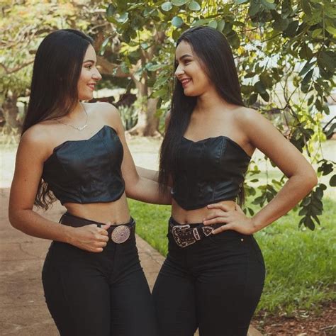 Os vídeos de Gêmeas Oliveira (@gemeas.